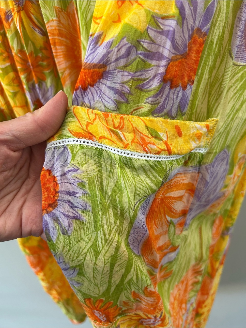 Vintage 70’s Embroidered Lace Scallop Neck Sleeveless Vibrant Prairie Midi Dress - Picture 7 of 8